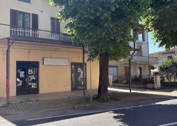 Foto 20 - Locale Commerciale Via Santo Patrono
 
34-36, Assisi - foto 20