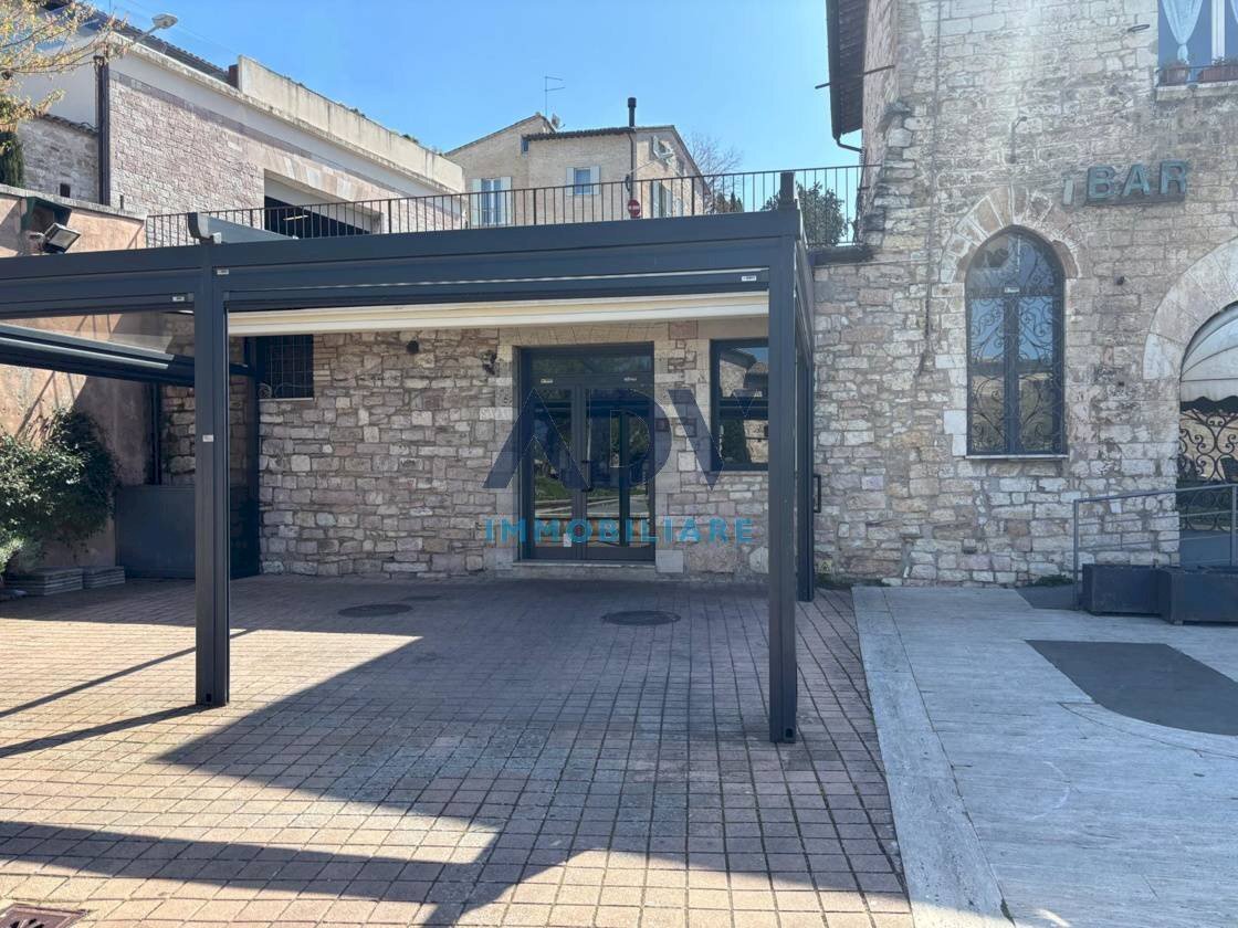 Foto 3 - Attività Commerciale piazza Matteotti
 
9, Assisi - foto 3