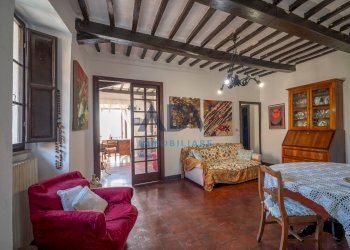 Foto 2 - Stabile - Palazzo via montelauro
 
38, Bettona - foto 2