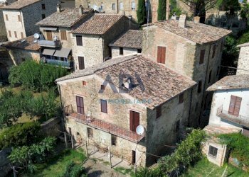 Foto 36 - Stabile - Palazzo via montelauro
 
38, Bettona - foto 36