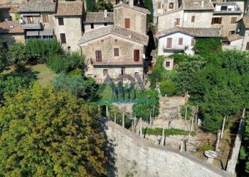 Foto 41 - Stabile - Palazzo via montelauro
 
38, Bettona - foto 41