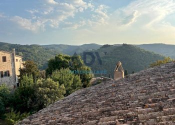 Foto 44 - Stabile - Palazzo via montelauro
 
38, Bettona - foto 44