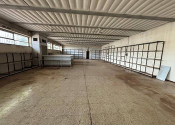 Foto 6 - Shed VIA dell'industria
 
SNC, Spello - photo 6