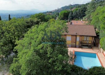 Foto 1 - Villa Via Madonna dell'Ulivo
 
69, Assisi - foto 1