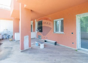 Terrazza - Casa semi indipendente Viale Regione Siciliana Sud Est
 
7800, Palermo - foto 8