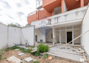 Edificio all\'aperto - Casa semi indipendente Viale Regione Siciliana Sud Est
 
7800, Palermo - foto 15