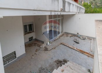 Terrazza - Casa semi indipendente Viale Regione Siciliana Sud Est
 
7800, Palermo - foto 16