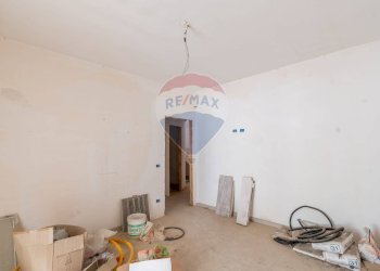 Stanza vuota - Casa semi indipendente Viale Regione Siciliana Sud Est
 
7800, Palermo - foto 17