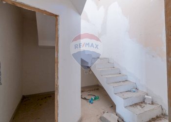 Scale - Casa semi indipendente Viale Regione Siciliana Sud Est
 
7800, Palermo - foto 24