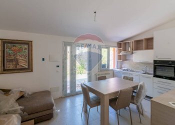 Sala da pranzo - Casa semi indipendente Viale Regione Siciliana Sud Est
 
7800, Palermo - foto 36