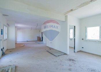 Stanza vuota - Casa semi indipendente Viale Regione Siciliana Sud Est
 
7800, Palermo - foto 48