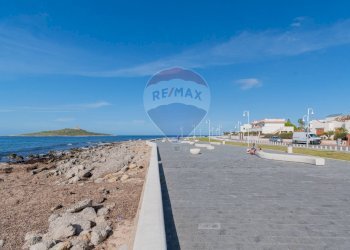 Vista dell\'acqua - Villa Viale Giacomo Matteotti
 
3, Isola delle Femmine - foto 8