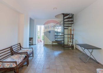 Soggiorno - Villa Viale Giacomo Matteotti
 
3, Isola delle Femmine - foto 20