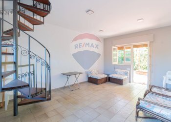 Soggiorno - Villa Viale Giacomo Matteotti
 
3, Isola delle Femmine - foto 22