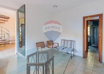 Sala da pranzo - Villa Viale Giacomo Matteotti
 
3, Isola delle Femmine - foto 25