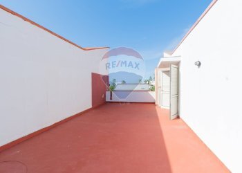 Terrazza - Villa Viale Giacomo Matteotti
 
3, Isola delle Femmine - foto 36