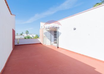 Terrazza - Villa Viale Giacomo Matteotti
 
3, Isola delle Femmine - foto 37