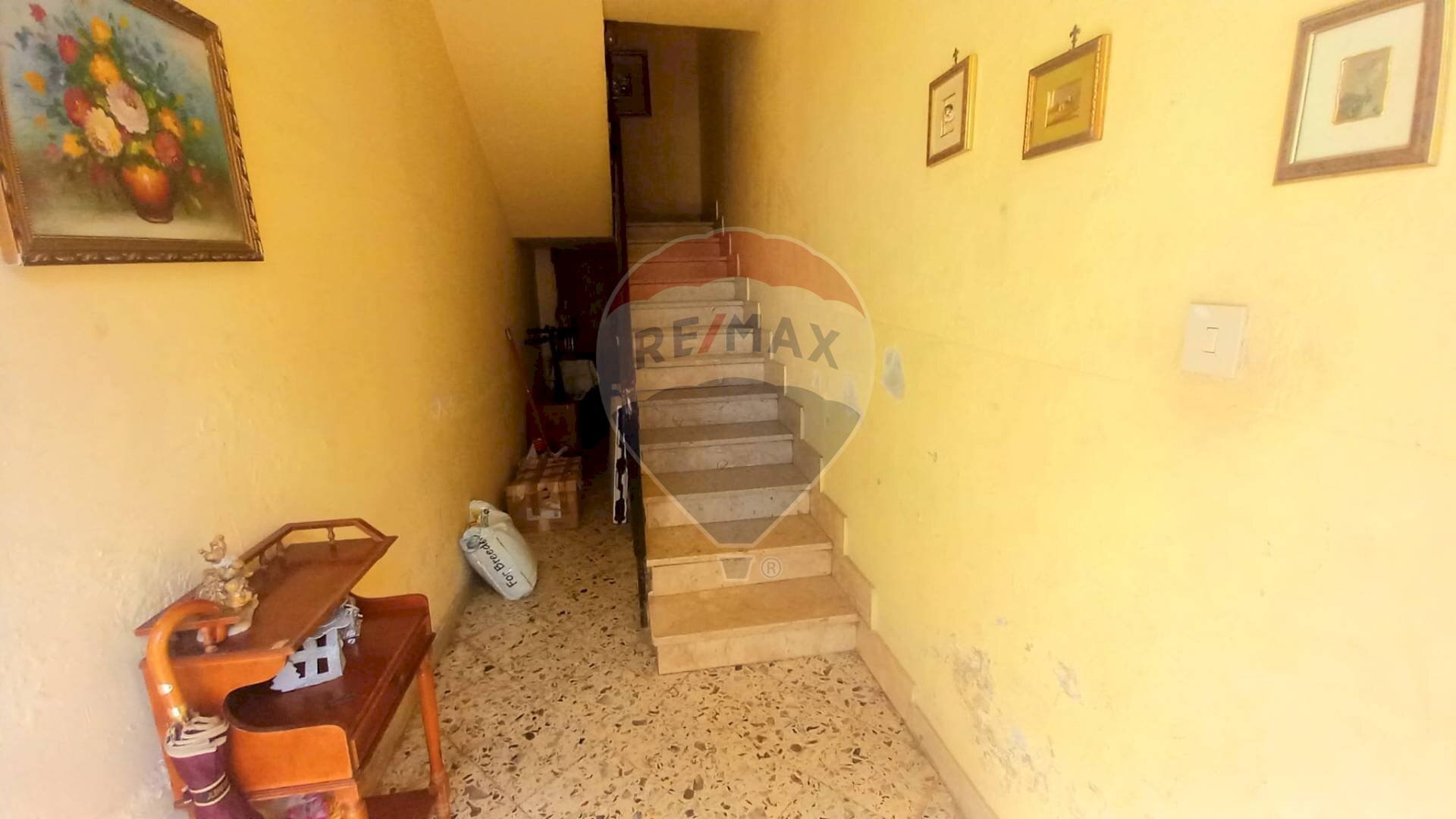 Scale - Quadrilocale via Conte Federico
108, Palermo - foto 3