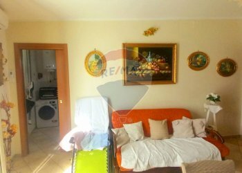 Soggiorno - Quadrilocale via Conte Federico
 
108, Palermo - foto 6