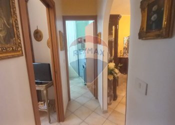 Hall / corridoio - Quadrilocale via Conte Federico
 
108, Palermo - foto 14