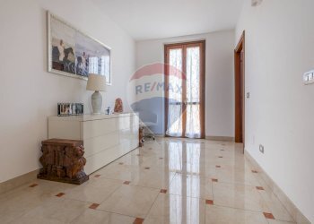 Stanza vuota - Villa VIA EDISON
 
16, Lonate Ceppino - foto 14