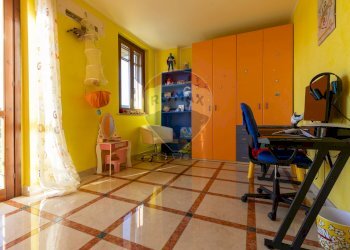 Camera / camera da letto - Villa VIA EDISON
 
16, Lonate Ceppino - foto 31