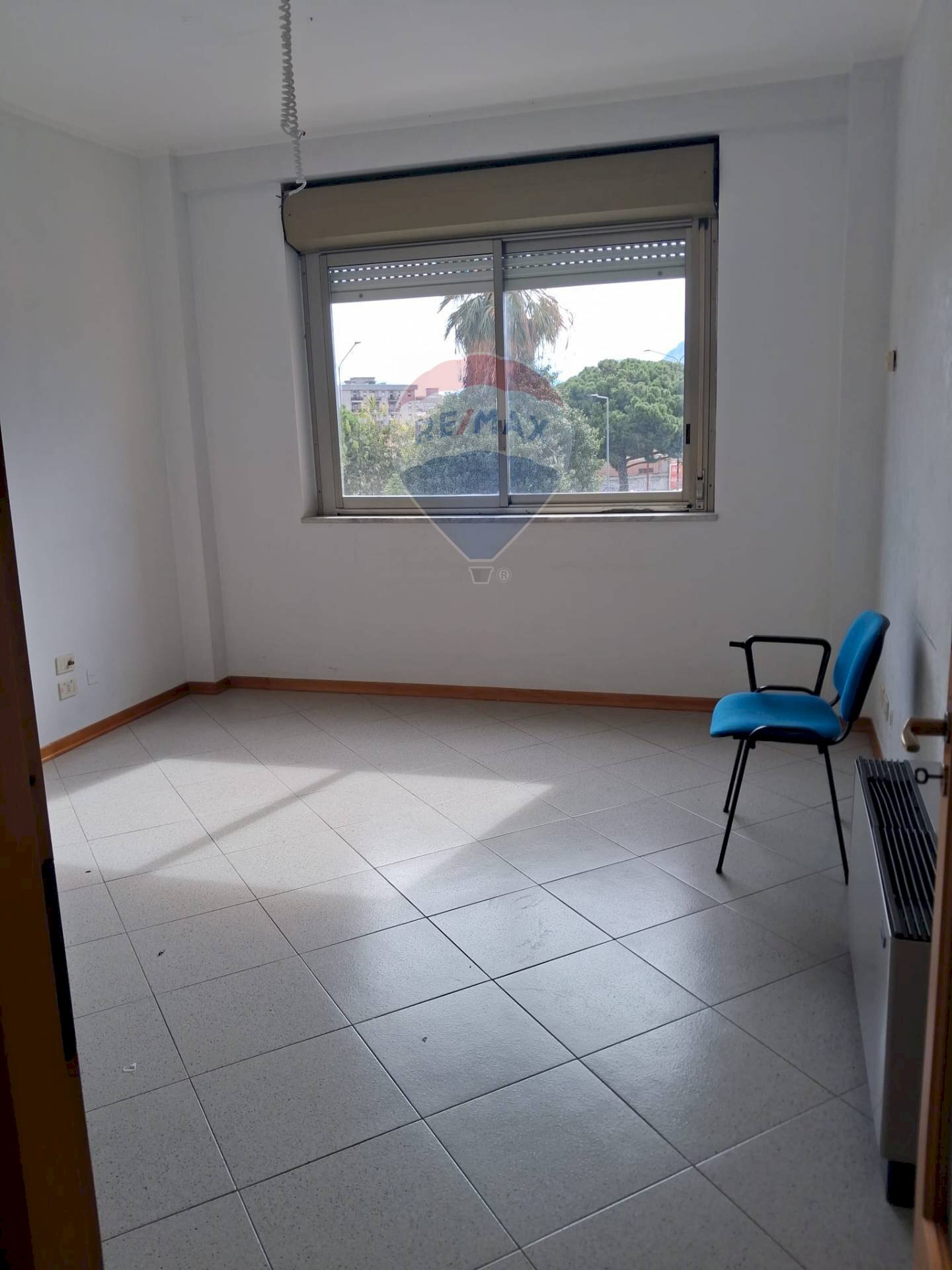 Stanza vuota - Office Via Evangelista Di Blasi
 
91/93, Palermo - photo 3