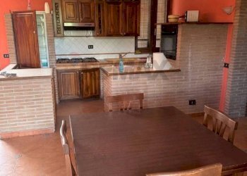 Sala da pranzo - Casa semi indipendente Via Malatasca
4, Rocca Santo Stefano - foto 4