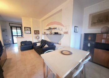 Sala da pranzo - Villa Brindisi - foto 2