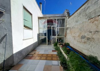 Terrazza - Casa indipendente Via Cesare Battisti
 
40, Cellino San Marco - foto 1