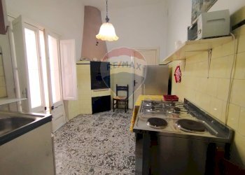 Cucina - Casa indipendente Campi Salentina - foto 9