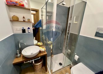 Bagno - Laboratorio Via Torquato Tasso
 
5, Palermo - foto 20