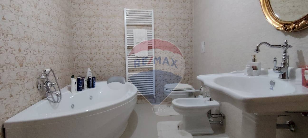 Bagno - Casa indipendente via rosario
 
67, Petralia Sottana - foto 2