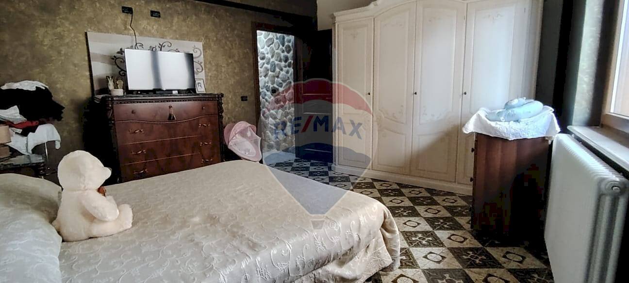 Camera / camera da letto - Casa indipendente via rosario
 
67, Petralia Sottana - foto 3