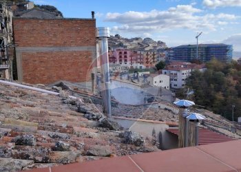 Edificio all\'aperto - Casa indipendente via rosario
 
67, Petralia Sottana - foto 9