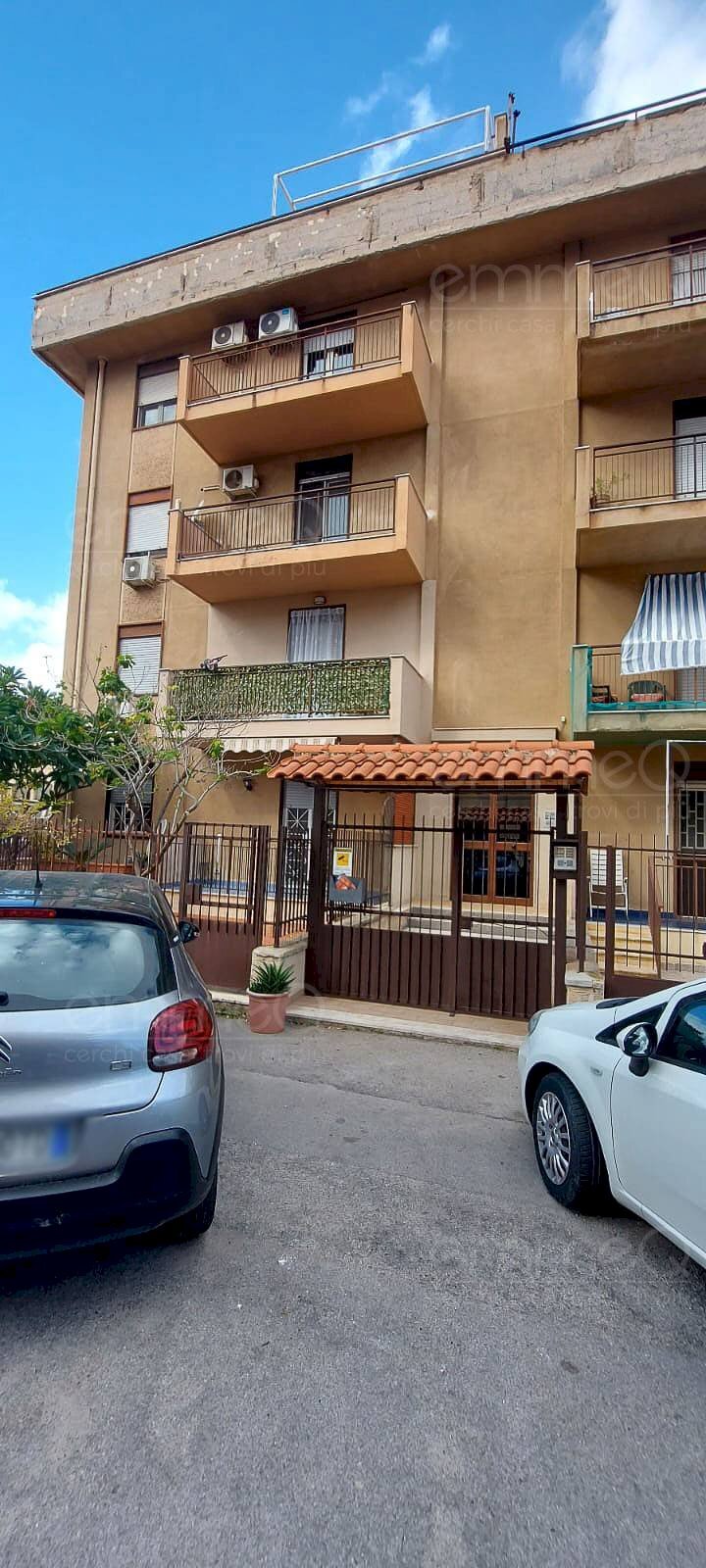 Foto 2 - Quadrilocale Via Maione Da Bari
 
15, Palermo - foto 2