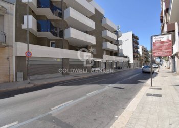 Foto 2 - Locale Commerciale Viale Istria
 
103c, Andria - foto 2