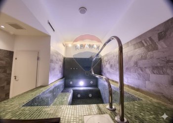 Ricezione / Lobby - Commercial Activity Via per Marilleva
 
59, Mezzana - photo 9