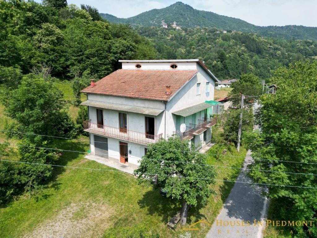 Facciata - Casa indipendente Viola - foto 1