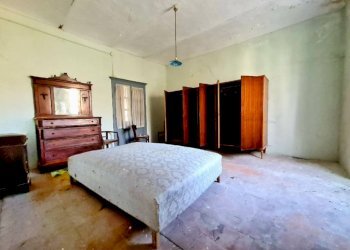 Camera da letto - Casa indipendente Cortemilia - foto 5