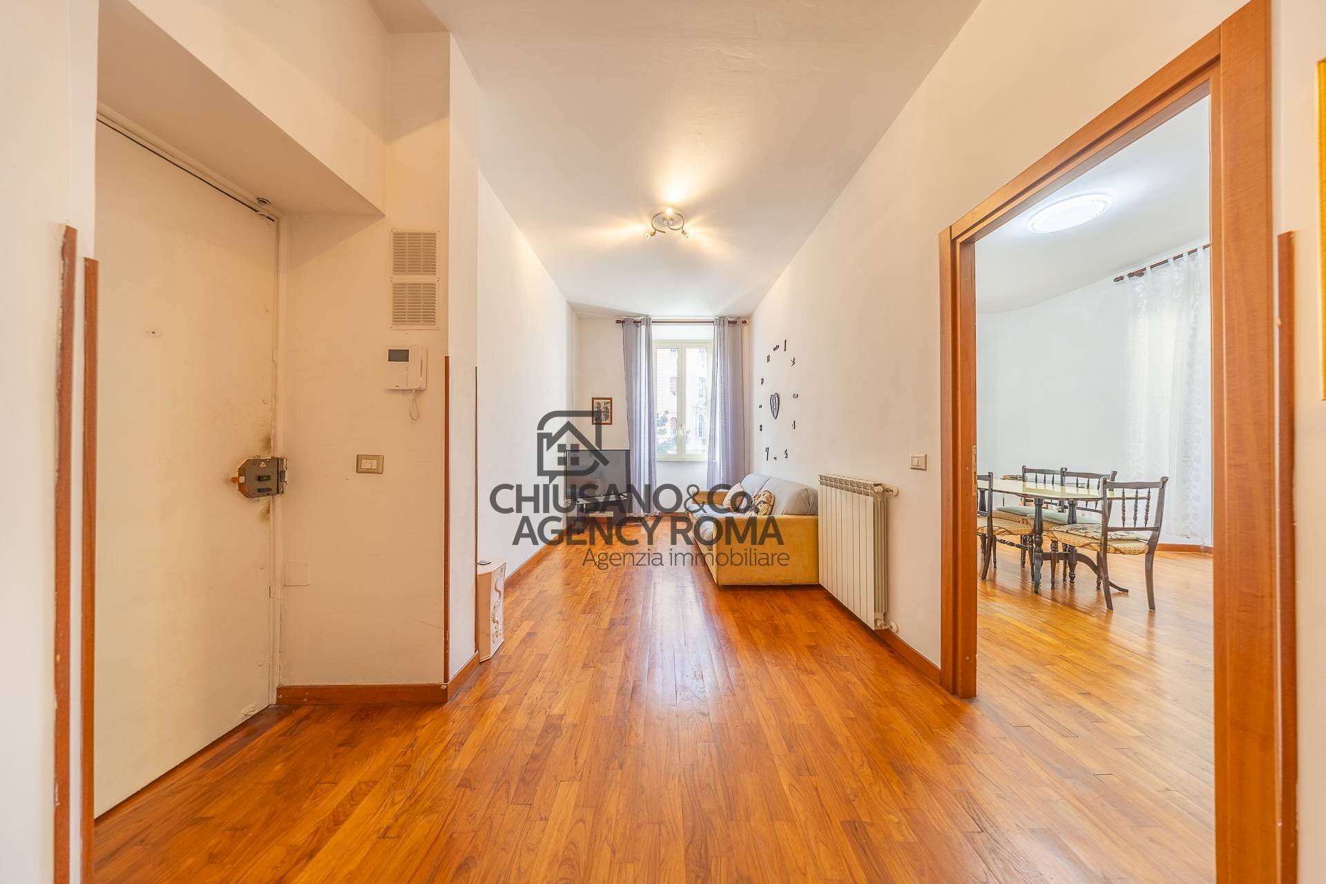 Foto 2 - Trilocale Via Albalonga
 
21, Roma - foto 2