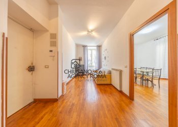 Foto 2 - Trilocale Via Albalonga
21, Roma - foto 2