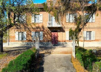 Facciata - Rustico via Alba, Costigliole d'Asti - foto 2