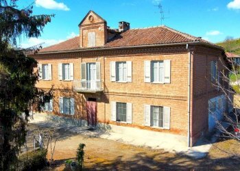 Facciata - Rustico via Alba, Costigliole d'Asti - foto 5