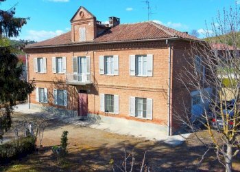 Facciata - Rustico via Alba, Costigliole d'Asti - foto 8