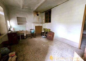 Stanza non arredata - Rustico Monforte d'Alba - foto 9