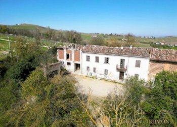 Vista - Rustico Castiglione Tinella - foto 3