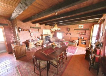 Salone - Rustico Località Langa Leprotto, 3, Olmo Gentile - foto 10