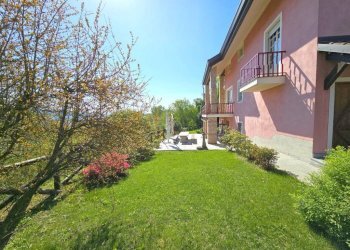 Giardino - Villa strada del Corno, 28, Cherasco - foto 4