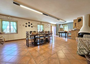 Salone - Villa strada del Corno, 28, Cherasco - foto 16